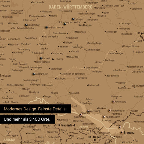 Ausschnitte einer DACH-Karte als Pinn-Leinwand in Bronze mit 3.400 Orten