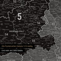 Ausschnitte einer Postleitzahlenkarte von Deutschland mit Bayern als Pinn-Leinwand in Light Black
