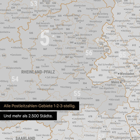Ausschnitte einer Postleitzahlenkarte von Deutschland mit Bayern als Pinn-Leinwand in Schwarz-Weiss