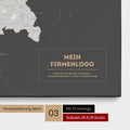 Deutschland-Karte mit Postleitzahlen als Pinn-Leinwand in Dunkelgrau mit Eindruck des Firmenlogos