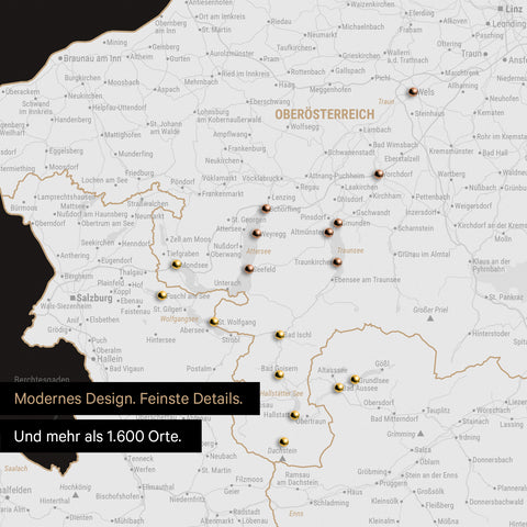Ausschnitte einer Österreichkarte mit dem Salzkammergut und der Steiermark als Pinn-Leinwand in Schwarz-Weiß mit 1.600 Orten