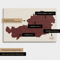 Konfigurationsmöglichkeiten einer Österreich-Landkarte mit Südtirol als Pinn-Leinwand in Bordeaux Rot 