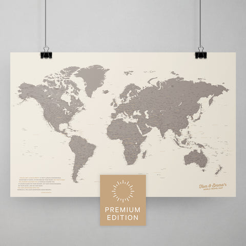 Weltkarte als Poster in Warmgray (Braun-Grau) zum Pinnen und Markieren von Reisezielen kaufen