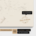 Personalisierte Australien-Karte als Pinn-Leinwand in Farbe Gold mit eingedruckten Namen und einer Legende zur Markierung von besuchten Orten