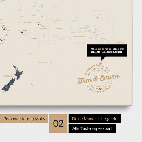 Personalisierte Australien-Karte als Pinn-Leinwand in Farbe Navy Light mit eingedruckten Namen und einer Legende zur Markierung von besuchten Orten