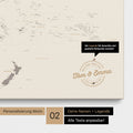 Personalisierte Australien-Karte als Pinn-Leinwand in Farbe Warmgray mit eingedruckten Namen und einer Legende zur Markierung von besuchten Orten