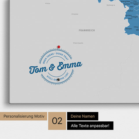 Benelux-Karte Pinn-Leinwand in Blau mit Personalisierung als rundes Logo, das eine Legende für bereits besuchte Reiseziele im Rundtext beinhaltet