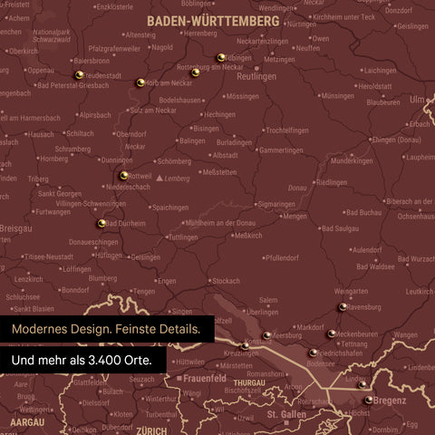 Ausschnitte einer DACH-Karte als Pinn-Leinwand in Bordeaux Rot mit 3.400 Orten