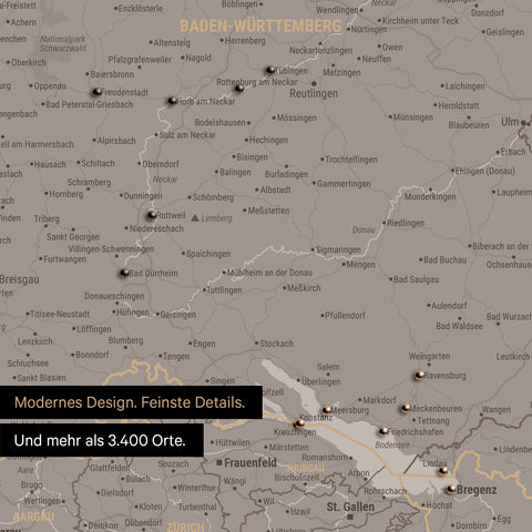 Ausschnitte einer DACH-Karte als Pinn-Leinwand in Warmgray (Braun-Grau) mit 3.400 Orten