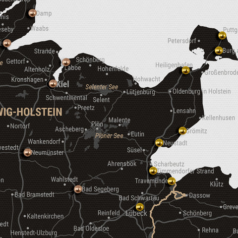 Detail einer Deutschland-Karte mit markierten Reisezeielen an der Ostsee