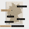 Vielfältige Konfigurationsmöglichkeiten einer Deutschland-Karte als Pinn-Leinwand in Desert Sand (Beige)