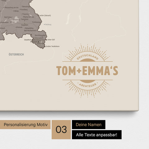 Deutschland-Karte als Pinn-Leinwand in Warmgray (Braun-Grau) mit eingedruckten Namen als Logo in Form einer Sonne