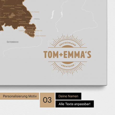 Deutschland-Karte als Pinn-Leinwand in Braun mit eingedruckten Namen als Logo in Form einer Sonne