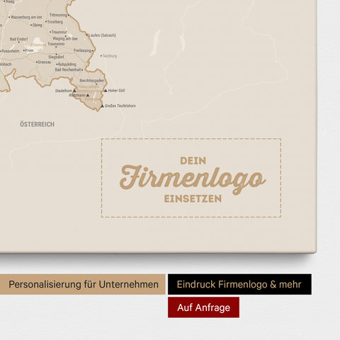 Deutschland-Karte als Pinn-Leinwand in Gold mit Eindruck eines Firmenlogos