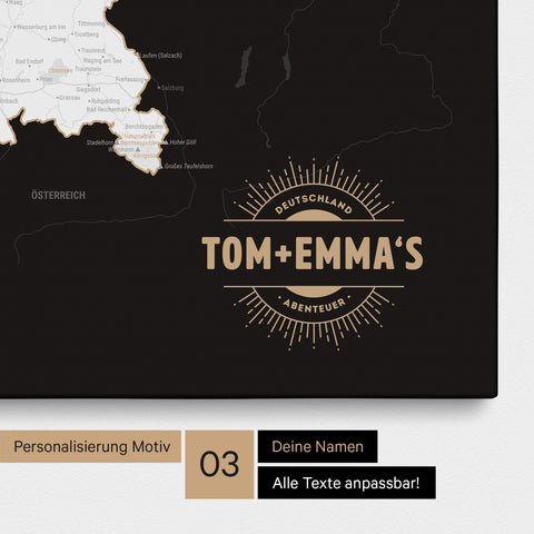Deutschland-Karte als Pinn-Leinwand in Schwarz-Weiss mit eingedruckten Namen als Logo in Form einer Sonne