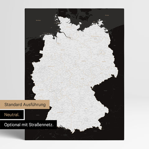 Neutrale und schlichte Standard-Ausführung einer Deutschland-Karte als Pinn-Leinwand in Schwarz-Weiss