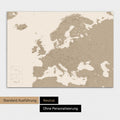 Neutrale Standard Ausführung der detaillierten Europakarte als Pinnwand Leinwand in Desert Sand