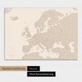 Neutrale Standard Ausführung der detaillierten Europakarte als Pinnwand Leinwand in Gold