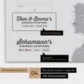 Europa Landkarte als Leinwand in Hellgrau mit Personalisierung als Logo mit Familiennamen
