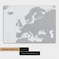 Neutrale Standard Ausführung der detaillierten Europakarte als Pinnwand Leinwand in Hellgrau