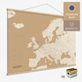 Magnetische Europakarte Magnet-Poster in der Farbe Treasure Gold in modernem, minimalistischen Design zum Pinnen und Markieren von Reisezielen kaufen