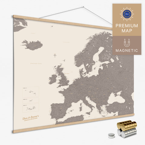 Magnetische Europakarte Magnet-Poster in der Farbe Warmgray (Braun-Grau) in modernem, minimalistischen Design zum Pinnen und Markieren von Reisezielen kaufen