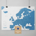 Europa Karte in der Farbe Blau in einem modernen, minimalistischem Design als Poster kaufen