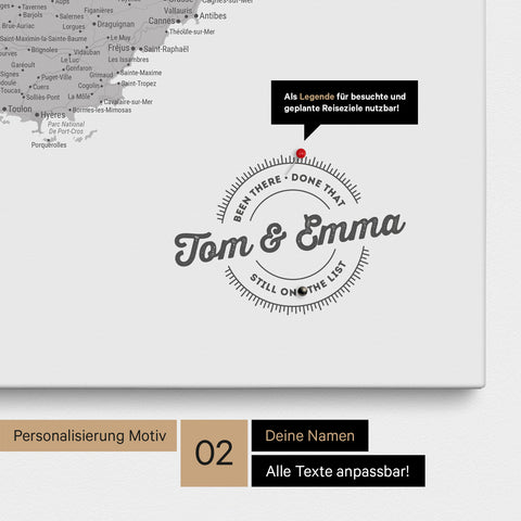 Frankreich-Karte Pinn-Leinwand in Hellgrau mit Personalisierung als rundes Logo, das eine Legende für bereits besuchte Reiseziele im Rundtext beinhaltet