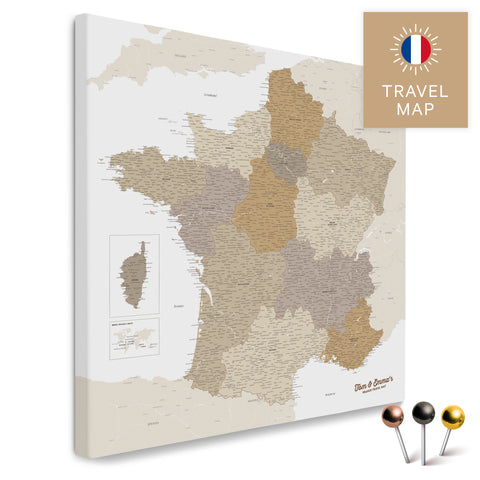 Frankreich-Landkarte in der Farbe Multicolor Beige in einem modernen, minimalistischem Design als Leinwand zum Pinnen von Reisen und Orten