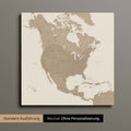 Neutrale und schlichte Ausführung einer Nordamerika Karte als Pinn-Leinwand in Desert Sand (Beige)