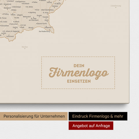 Österreich-Karte als Pinn-Leinwand in Gold mit Eindruck eines Firmenlogos