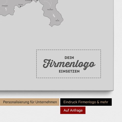 Schweiz-Karte als Pinn-Leinwand in Hellgrau mit Eindruck eines Firmenlogos
