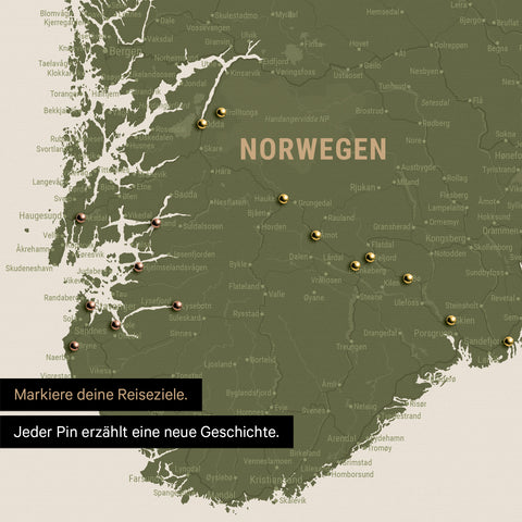 Detail einer Skandinavien-Karte als Pinn-Leinand in Grün mit Pins im Süden von Norwegen