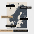 Konfigurationsmöglichkeiten einer Skandinavien-Landkarte als Pinn-Leinwand in Navy Light 