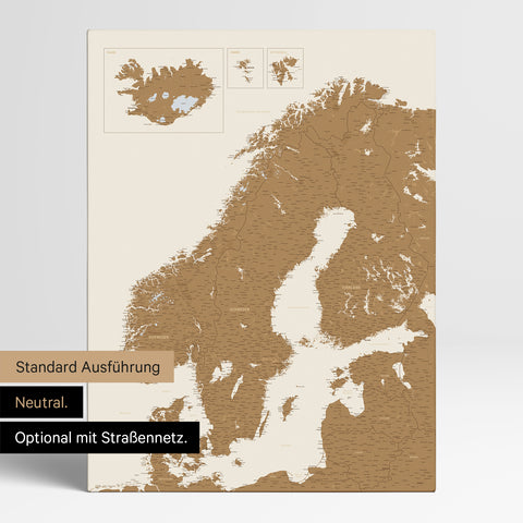 Neutrale und schlichte Standard-Ausführung einer Skandinavien-Karte als Pinn-Leinwand in Bronze mit oder ohne Straßennetz