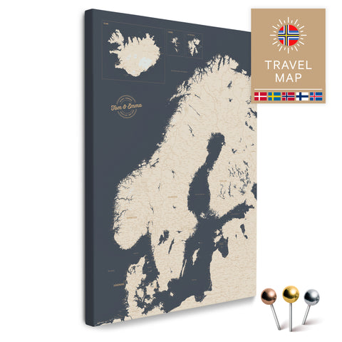 Skandinavien-Karte in Hale Navy als Pinnwand Leinwand zum Pinnen und Markieren von Reisezielen kaufen