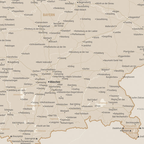 Detail Ausschnitt einer Deutschland-Karte mit Bayern zum Pinnen von Reisezielen