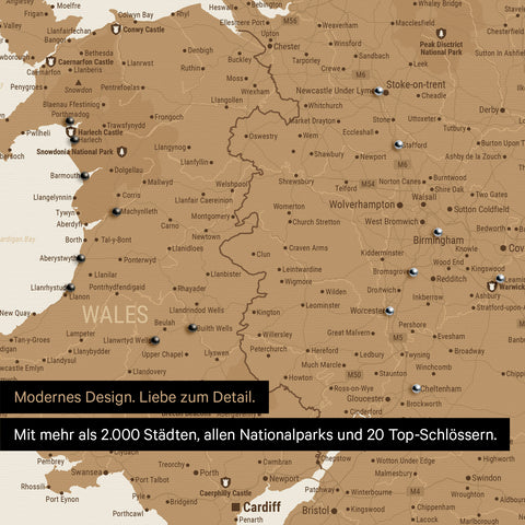 Ausschnitt einer Landkarte von Wales und England in Farbe Bronze mit Pins zur Markierung von besuchten Reisezielen