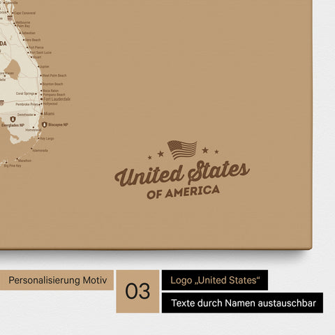 Pinnwand Leinwand einer USA Amerika Karte in Treasure Gold mit eingedrucktem Logo „United States"