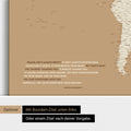 Personalisierbare Weltkarte mit Antarktis in Treasure Gold mit Zitat von Anthony Bourdain