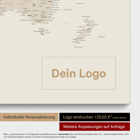 Weltkarte als Pinn-Leinwand in Gold, auf die ein Firmenlogo eingedruckt werden kann und weitere Individualisierungen als Sonderanfertigung vorgenommen werden können