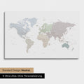 Version neutre et sobre d'une carte du monde en carte à épingles Multicolor Light sans personnalisation