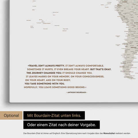 Carte du monde en Multicolor Light avec une citation imprimée d'Anthony Bourdain, qui peut être remplacée par n'importe quelle autre citation lors d'une personnalisation