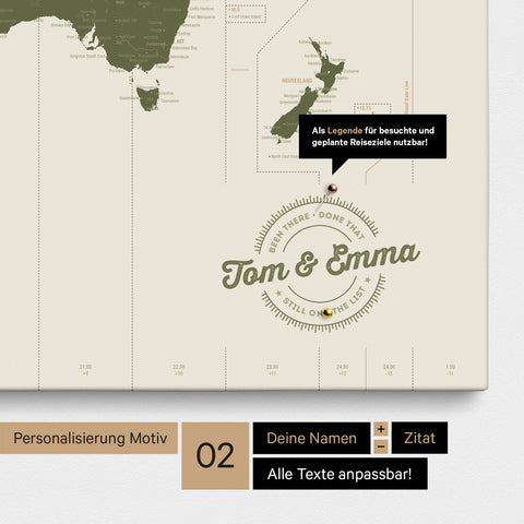 Personalisierte Zeitzonen-Weltkarte als Pinn-Leinwand in Farbe Olive Green mit eingedruckten Namen und einer Legende zur Markierung von besuchten Orten